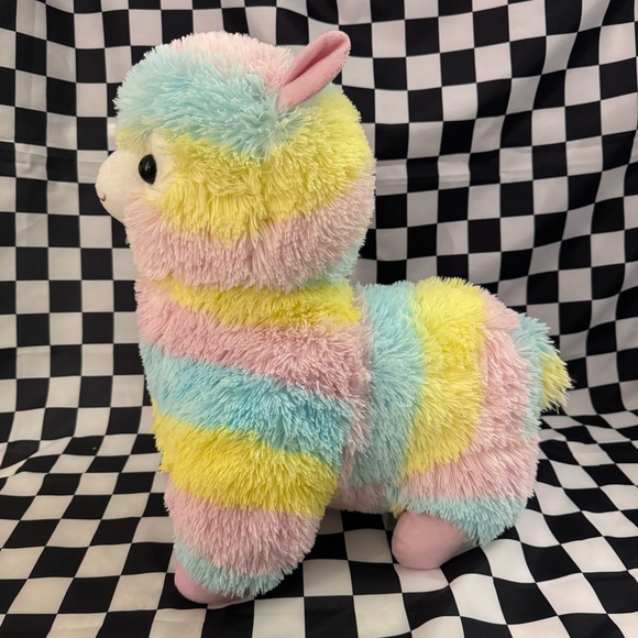 Rainbow Amuse alpaca Alpacasso plushie - Picture 7 of 8